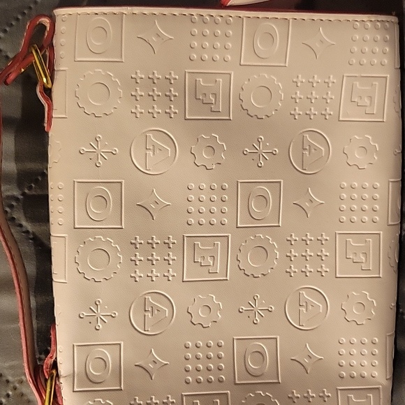 F.A.O SCHWARZ purse play bag. - Picture 4 of 9